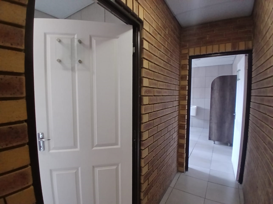 To Let Commercial Property for Rent in Bodorp North West
